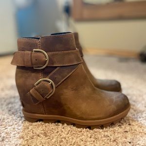 Sorel wedges